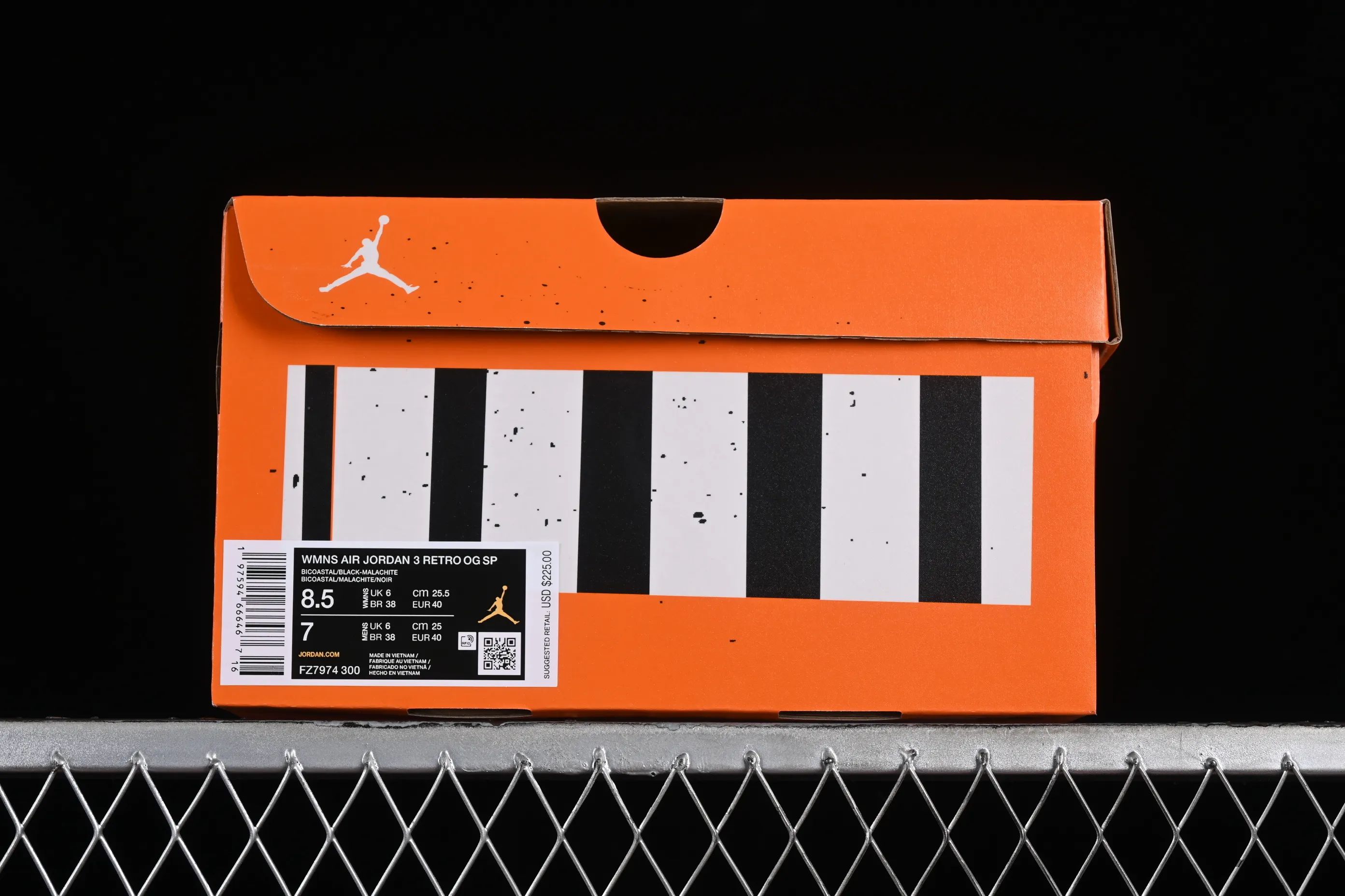 All categories Air Jordan Jordan series basketball shoes Air Jordan 3 Nina Chanel Abney x Air Jordan 3 Retro AJ3 Joe 3 New York artist jointly signed FZ7974-300